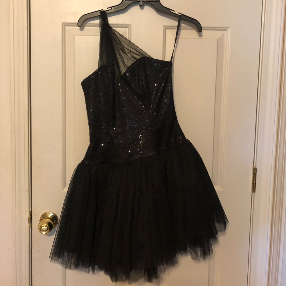 Black Dress by Jessica McClintock